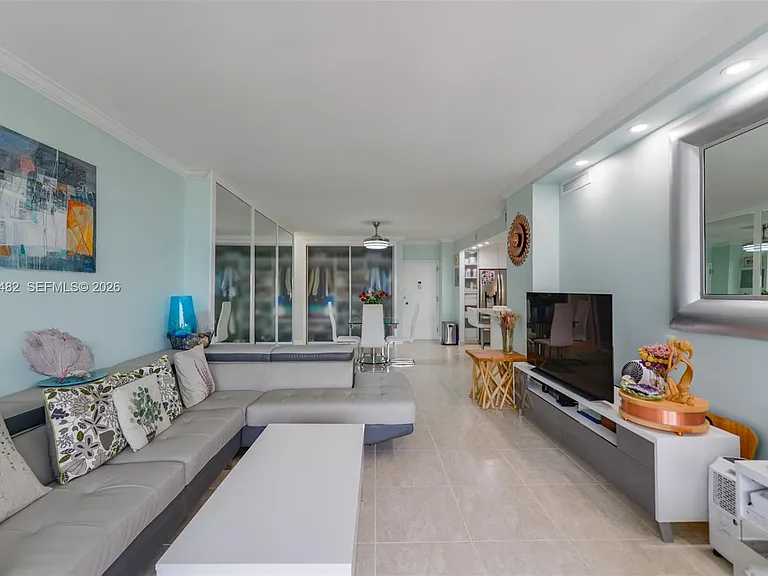 1980 S Ocean Dr #11K — Photo 5