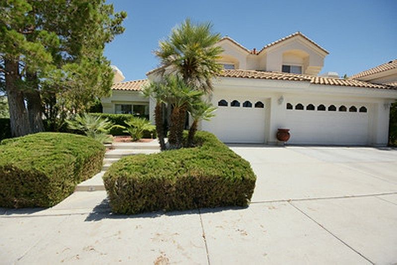 1st image of 8108 Lake Hills Dr