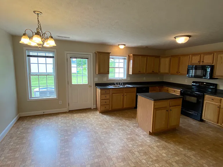 3600 Old Forest Rd #83 — Photo 7
