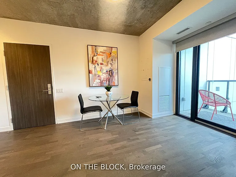 185 Roehampton Ave W #509 — Photo 6