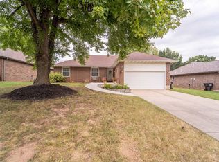 3759 W Edgewood St, Springfield, MO 65807