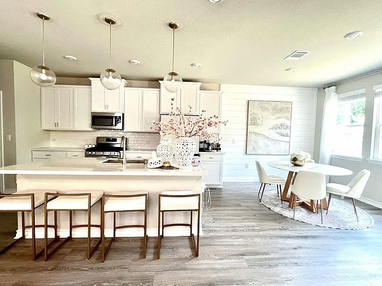 5311 Forader Ln — Photo 4