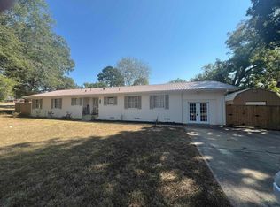 510 Elmwood St, Marshall, TX 75672