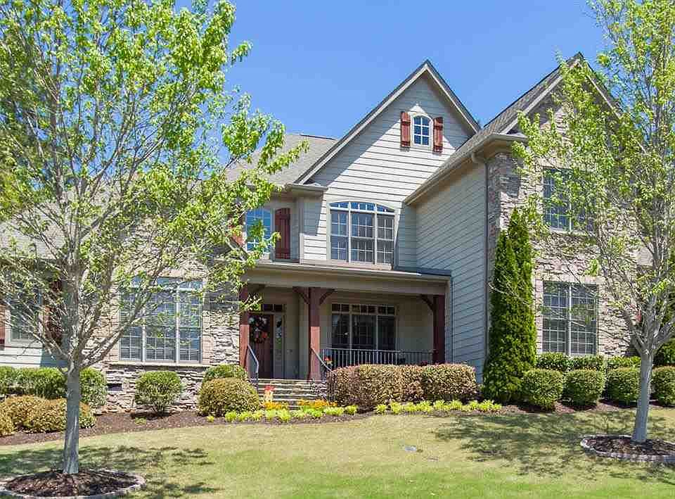 1st image of 18 Graywood Ct
