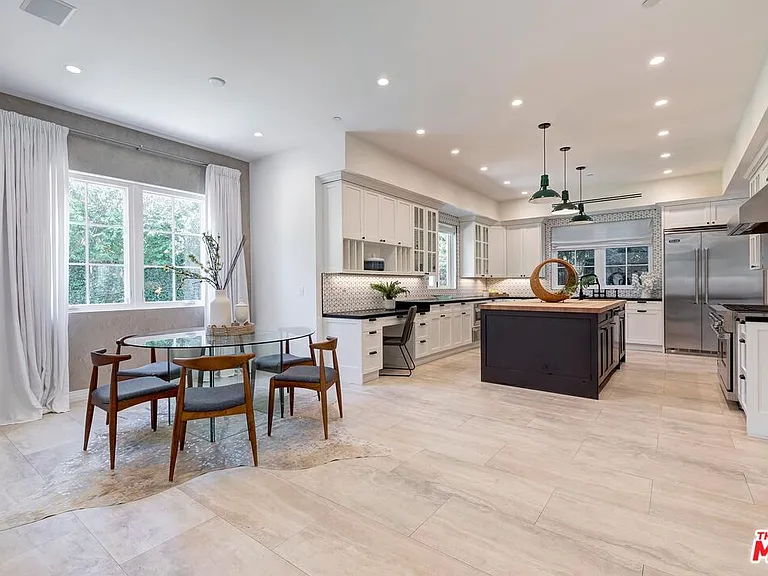 9767 Monte Mar Dr — Photo 22