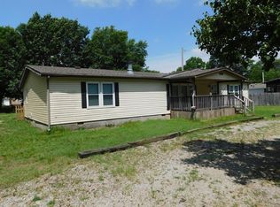 505 N Crawford St, Frontenac, KS 66763