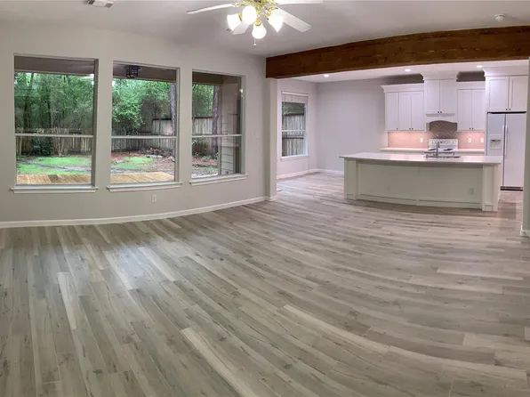 163 Ledgestone Pl, Spring, TX 77382