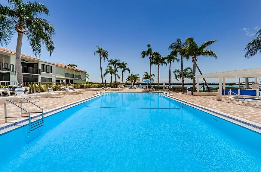 6357 Bahia Del Mar Blvd #403