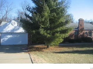 4312 Cypress Rd, Saint Ann, MO 63074