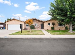 2213 Evelle Ln, Turlock, CA 95380