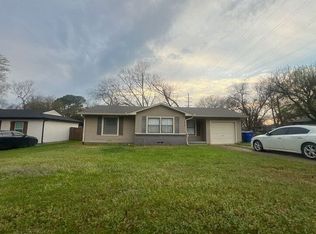 1526 N Binkley St, Sherman, TX 75092