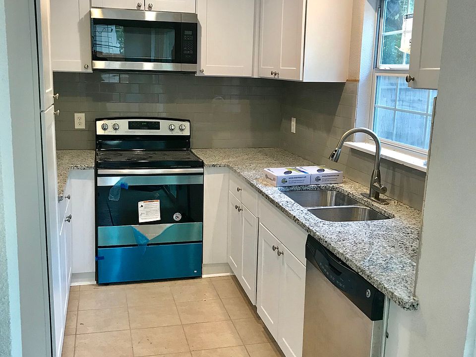 1st image of 10219 Canton Fld