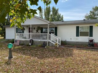 2212 Shaw Rd, Centralia, IL 62801