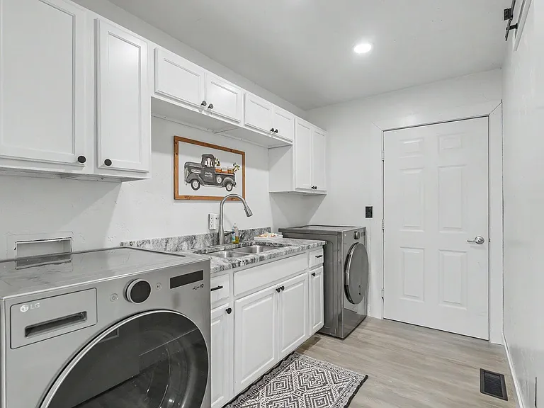 74 Stillwater Rd — Photo 46