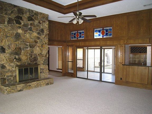 3rd image of 9603 Woodmen Cir