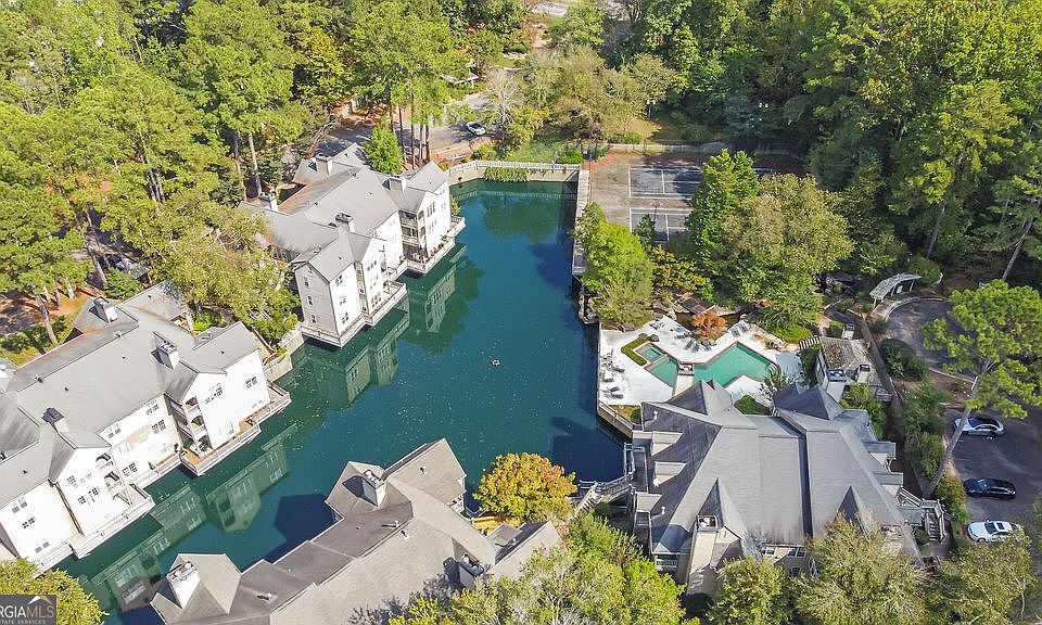 1st image of 303 Mill Pond Ct SE
