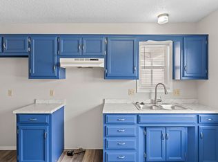 2462 N Homewood Ave, Springfield, MO 65803