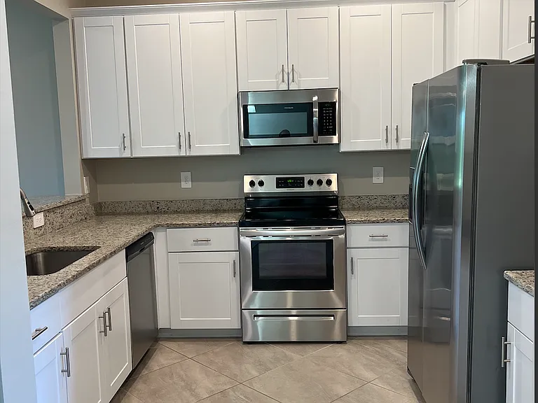 14116 Pine Lodge Ln #5 — Photo 2
