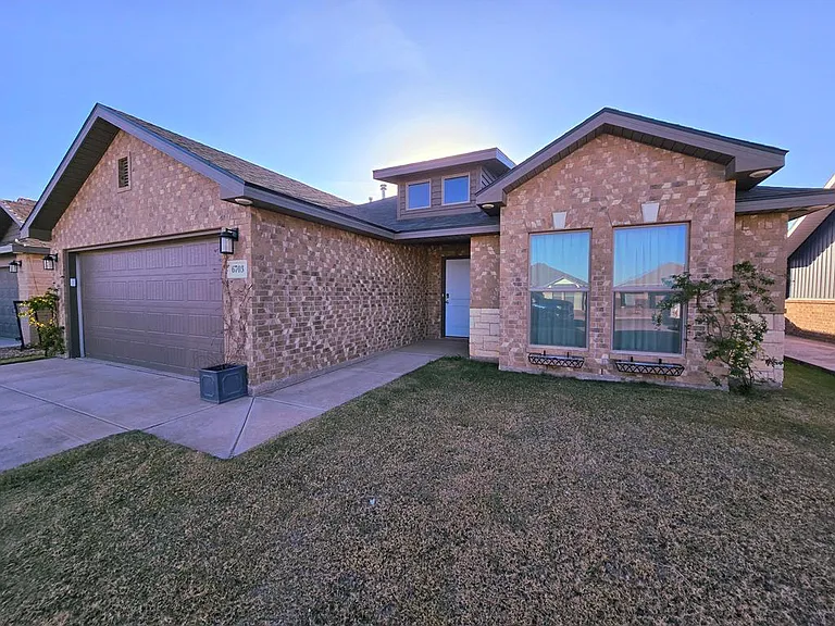 6703 N Fiddler Rd — Photo 1
