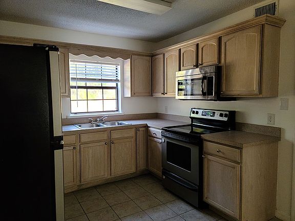 3rd image of 1290 9th St #404