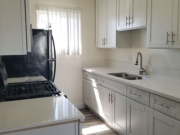 2nd image of 10840 Hortense St APT 1