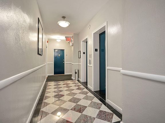 Elevator landing on each floor