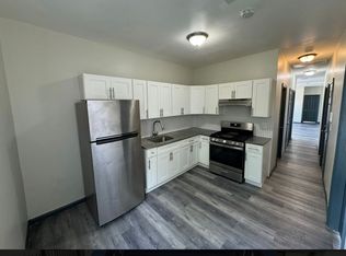 73 W Runyon St FLOOR 3, Newark, NJ 07108