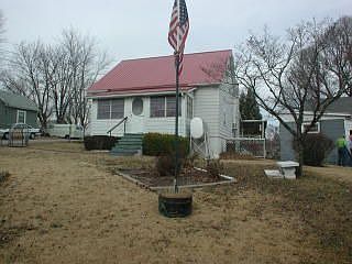 2nd image of 66 4th C St