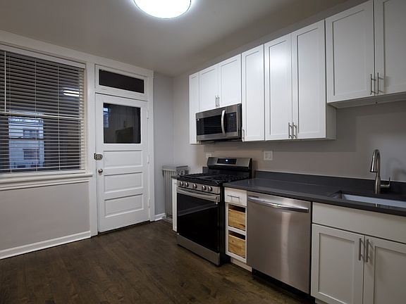 4th image of 1454 W Winnemac Ave #W2