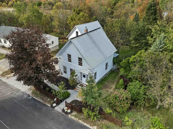 16 Greenwood Street, West Paris, ME 04289