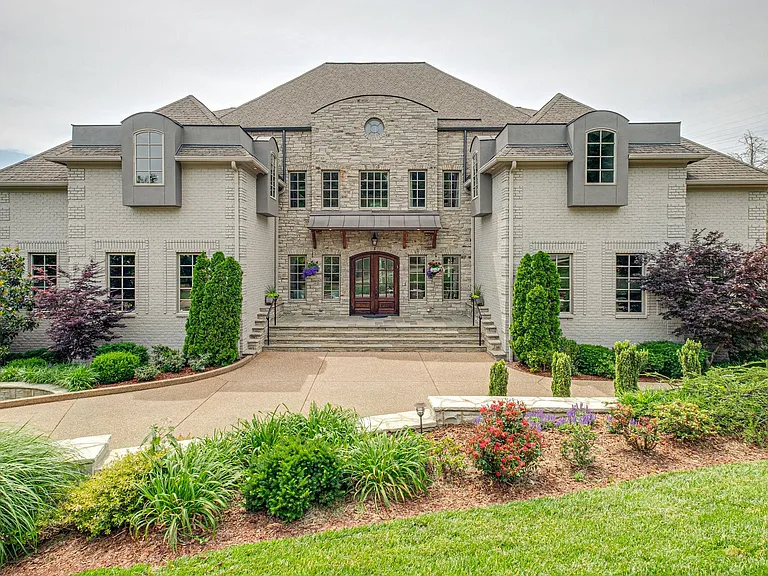 1415 Richland Woods Ln — Photo 1