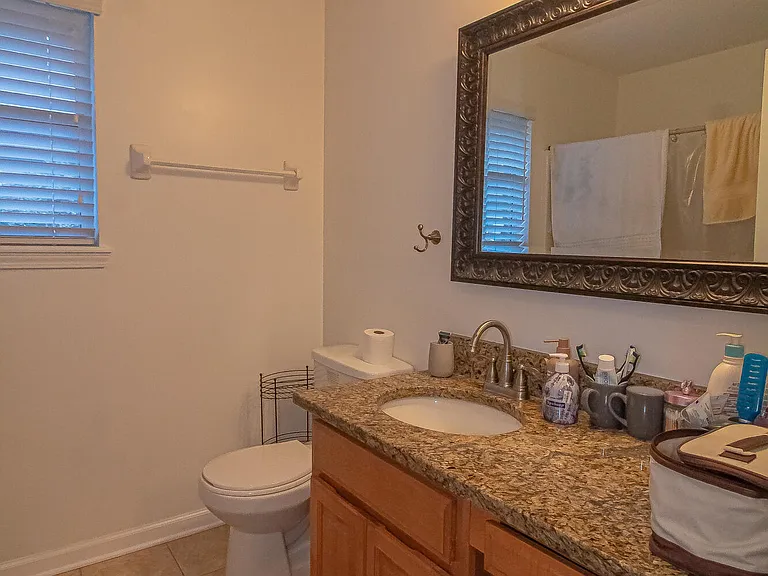 8146 Leafcrest Dr — Photo 19