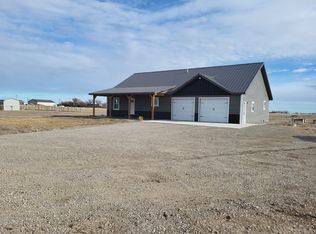 21 W 1st Ln SE, Fairfield, MT 59436