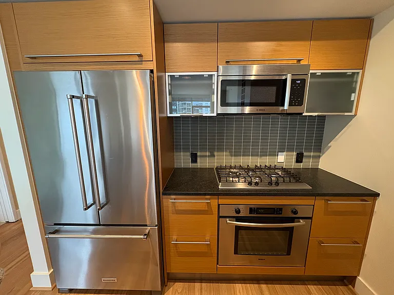 820 Blanchard St #1606 — Photo 6