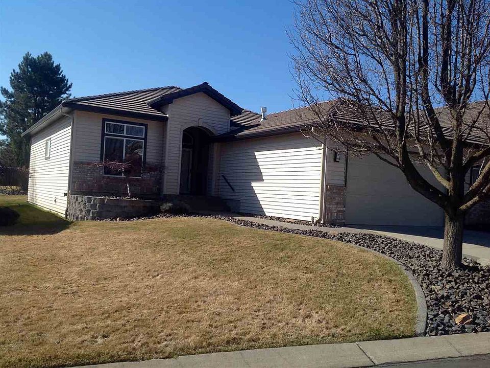 1st image of 519 N Village Ln