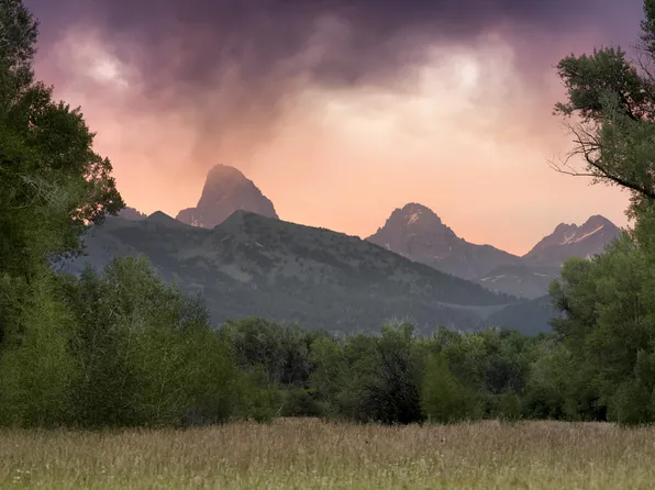 274 Corbets Dr, Tetonia, ID 83452