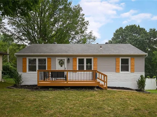 5225 NE 42nd Ter, Kansas City, MO 64117