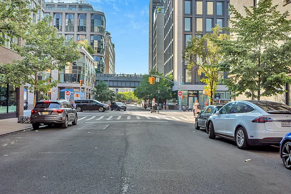 Rented by Compass | media 11