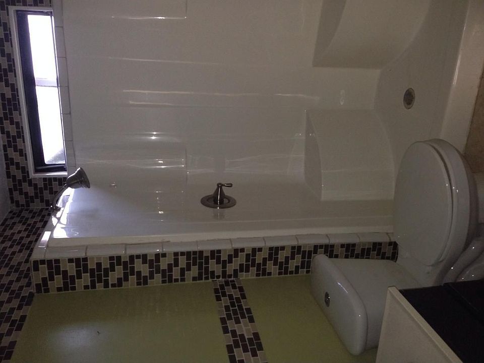 1st image of 5516 NW 199th Ter