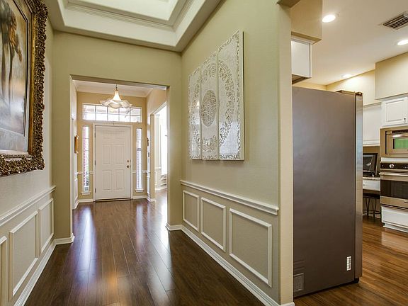4th image of 1155 Bluff Frst