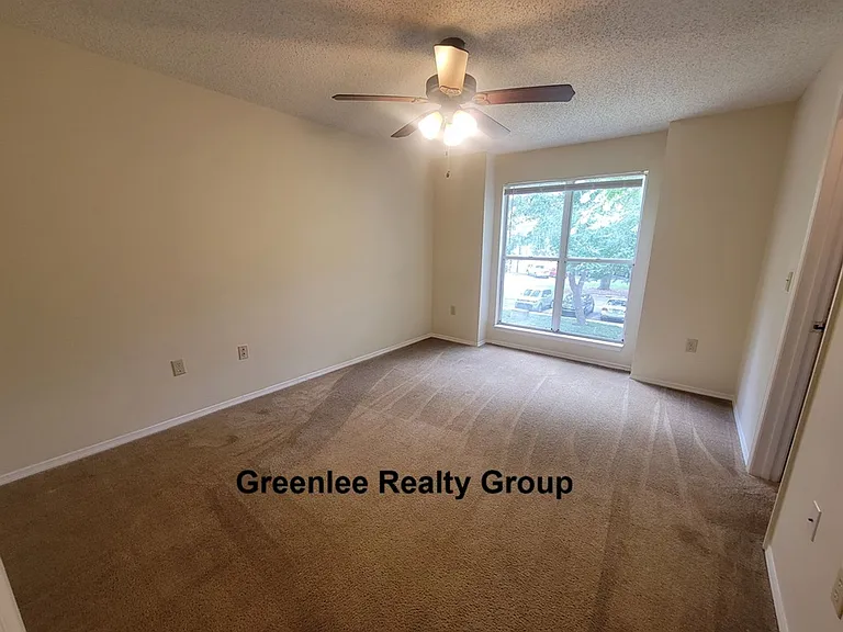 10024 Strafford Oak Ct #813 — Photo 12