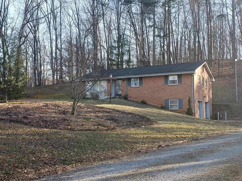 4423 Pitzer Rd Roanoke Va 24014 Zillow