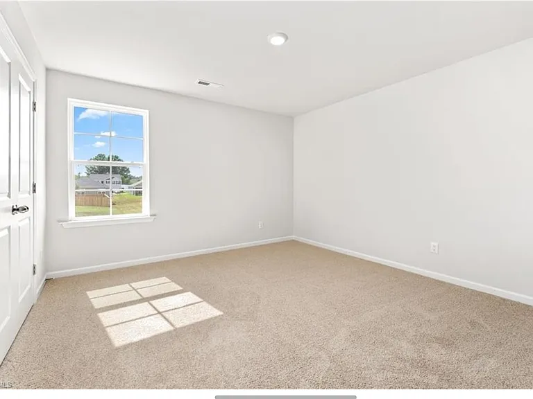 304 Aspen Place Ct — Photo 7