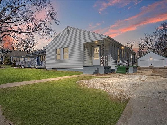 3rd image of 1423 Unity St