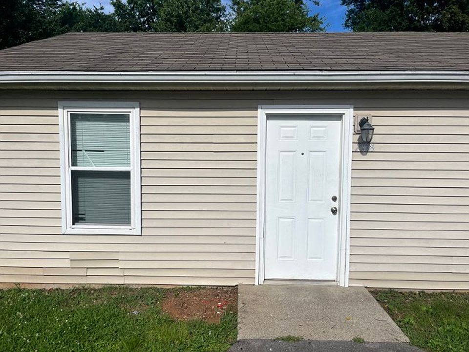 1st image of 708 Riviera Dr