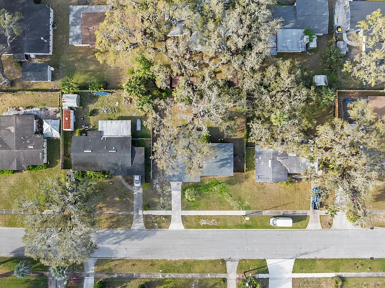 1145 Sebago Ave S — Photo 23