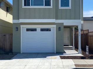 606 Anthony St, Monterey, CA 93940