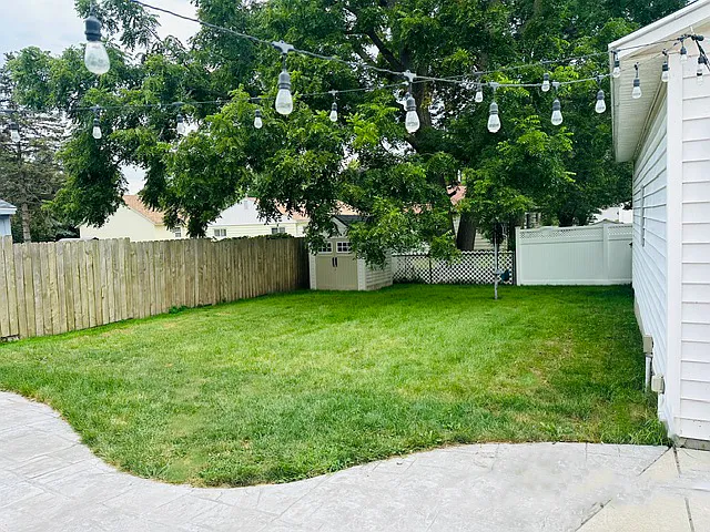 606 Gunderson St — Photo 2