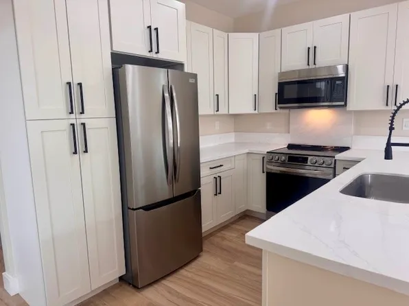(undisclosed Address), Kailua, HI 96734