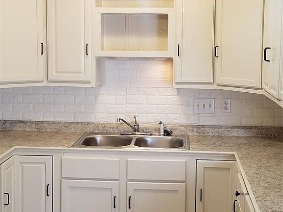 5th image of 2934 S 10th St